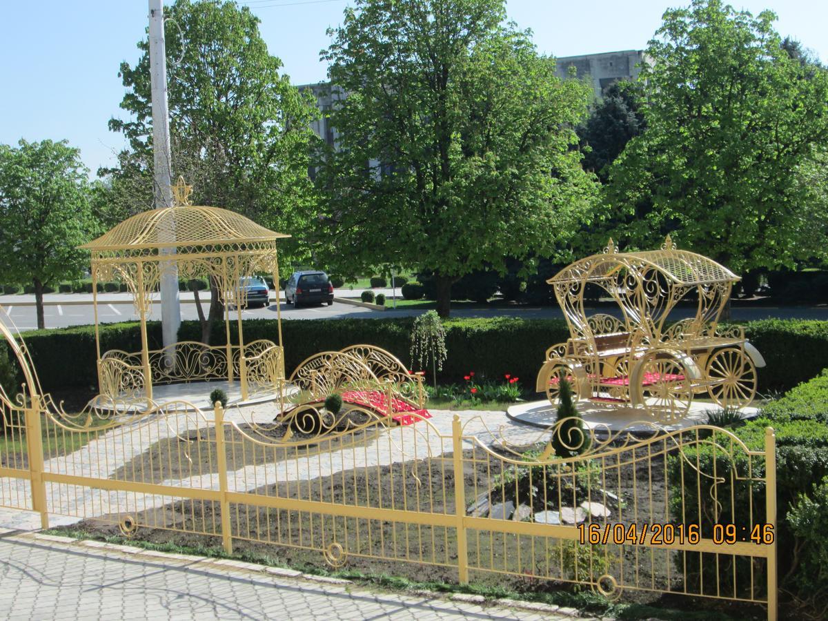 Днестровский сад Dubasari Экстерьер фото